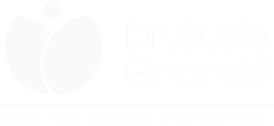 dr-susie-gronski-horizontal-logo-w-tagline-whitish-fbfaf9-rgb-900px-w-72ppi